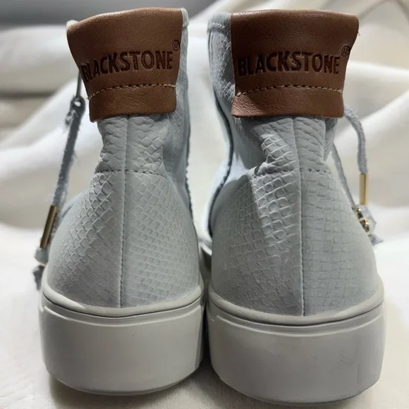 Blackstone Bootie - Picture 5 of 8